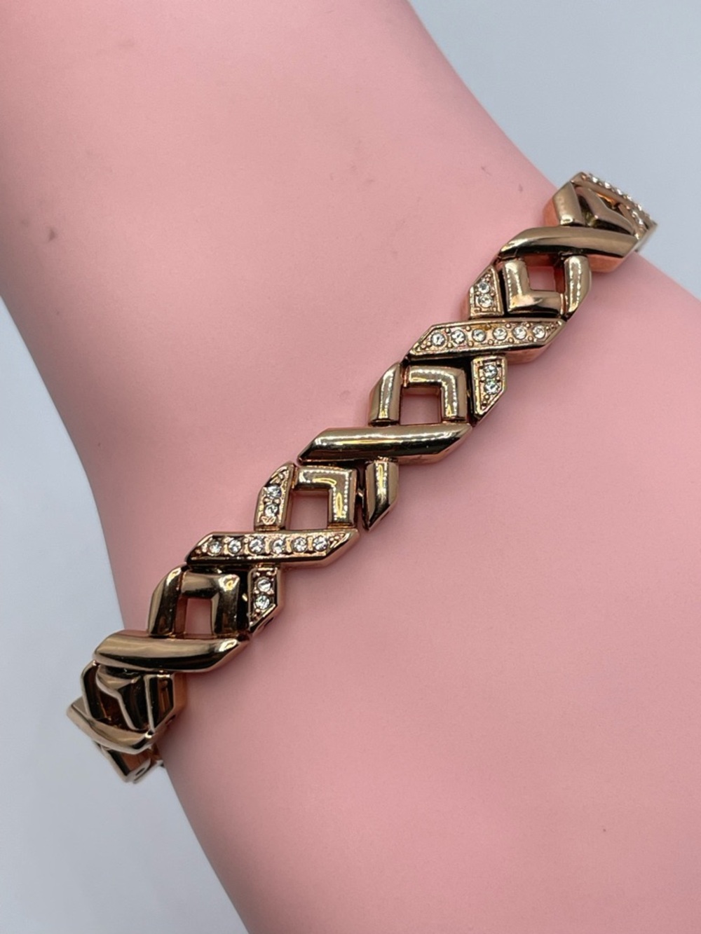 Rose Gold Crystal X Link Tennis Bracelet Statement Chain Like New Modern